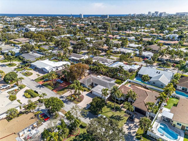 2120 NE 31st Street, Lighthouse Point, FL 33064