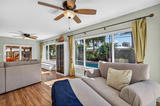 2120 NE 31st Street, Lighthouse Point, FL 33064