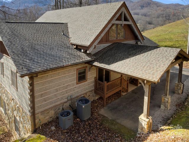 170 Cradling Cove, Waynesville, NC 28785