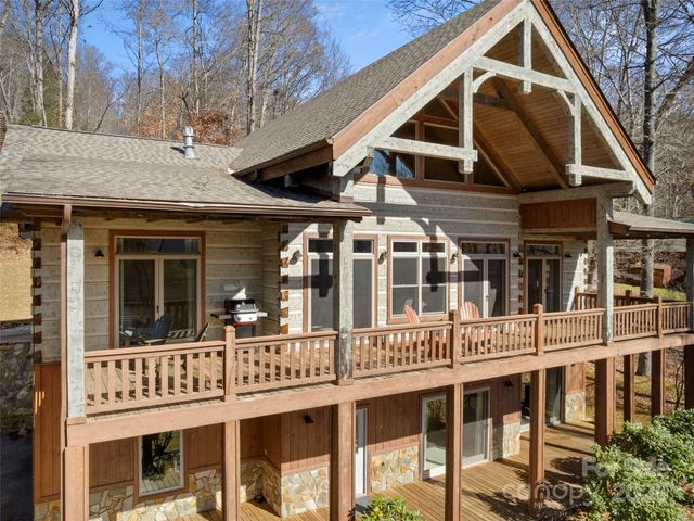 170 Cradling Cove, Waynesville, NC 28785