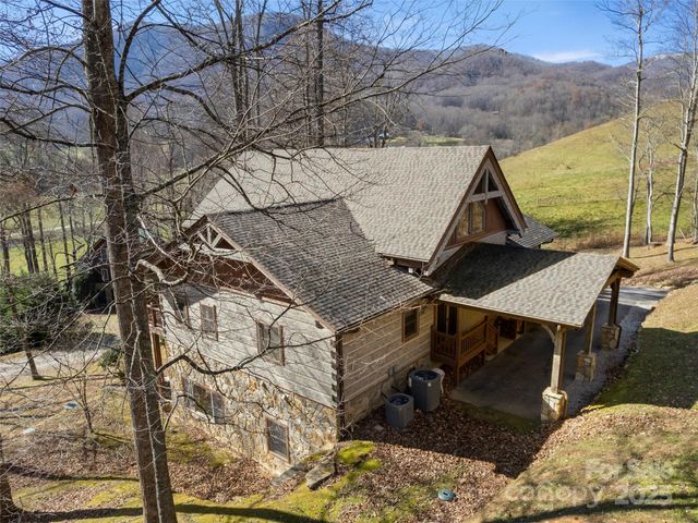 170 Cradling Cove, Waynesville, NC 28785