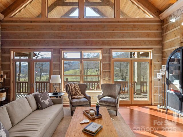 170 Cradling Cove, Waynesville, NC 28785