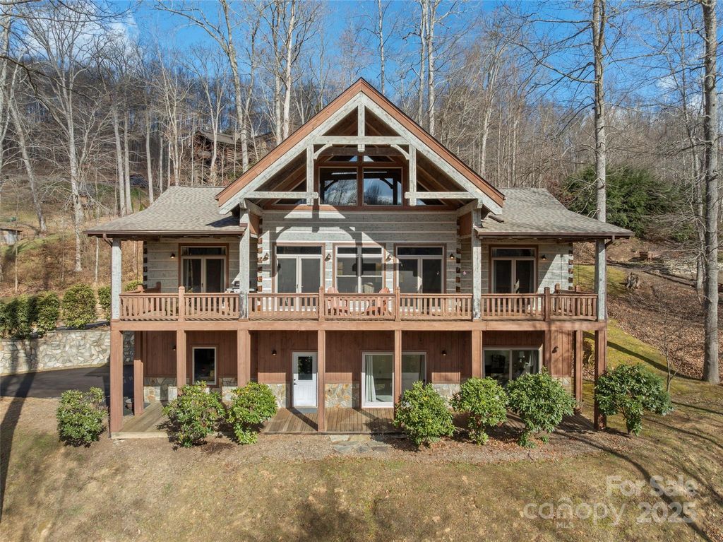 170 Cradling Cove, Waynesville, NC 28785