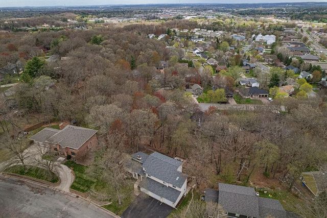 3712 Timber Trails Court, Eau Claire, WI 54701
