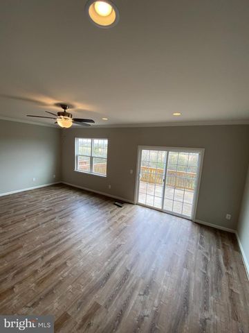 112 SPLENDOR GARDEN WAY, Stephenson, VA 22656