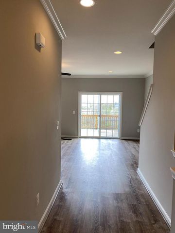 112 SPLENDOR GARDEN WAY, Stephenson, VA 22656