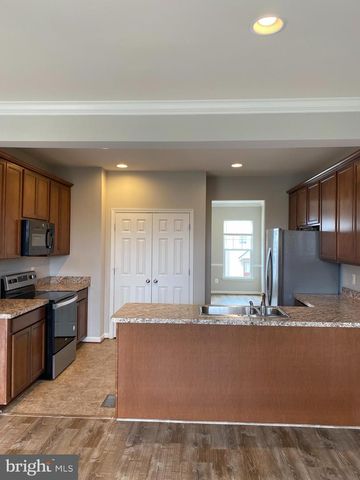 112 SPLENDOR GARDEN WAY, Stephenson, VA 22656