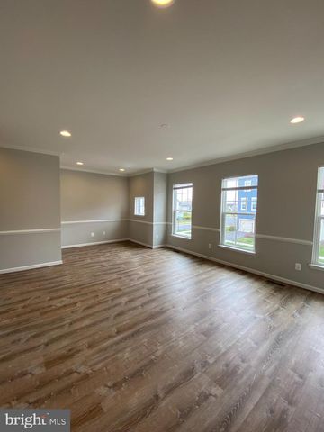 112 SPLENDOR GARDEN WAY, Stephenson, VA 22656