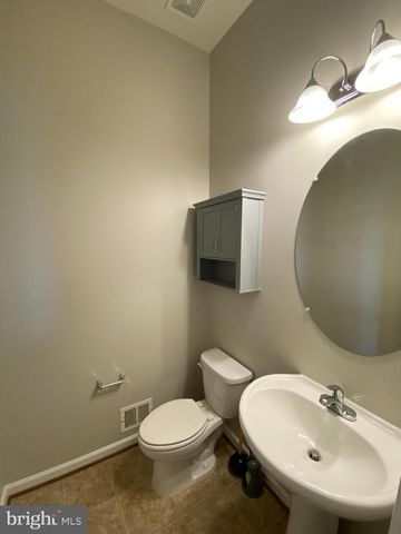 112 SPLENDOR GARDEN WAY, Stephenson, VA 22656