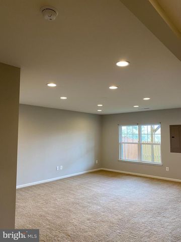 112 SPLENDOR GARDEN WAY, Stephenson, VA 22656