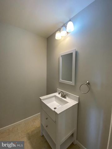 112 SPLENDOR GARDEN WAY, Stephenson, VA 22656