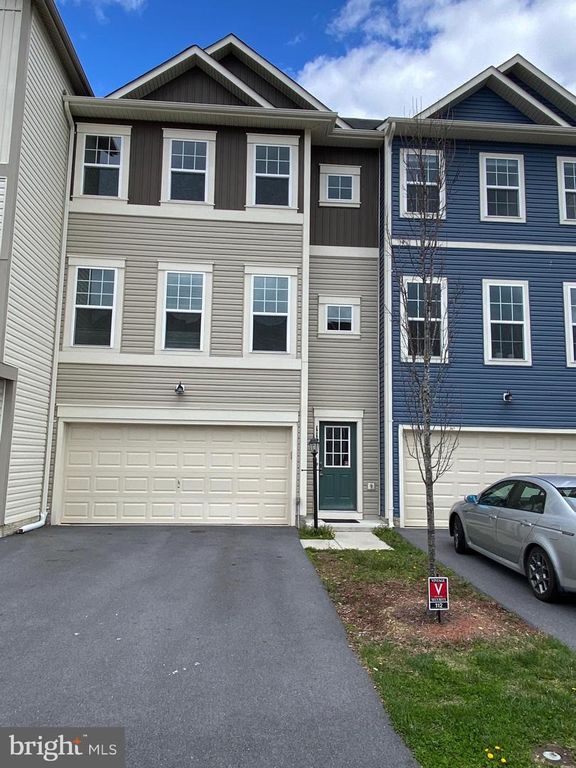 112 SPLENDOR GARDEN WAY, Stephenson, VA 22656