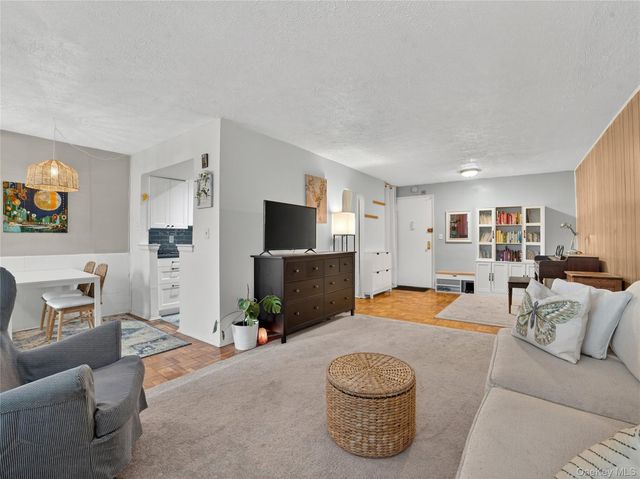 3311 Giles Place 2D, Bronx, NY 10463