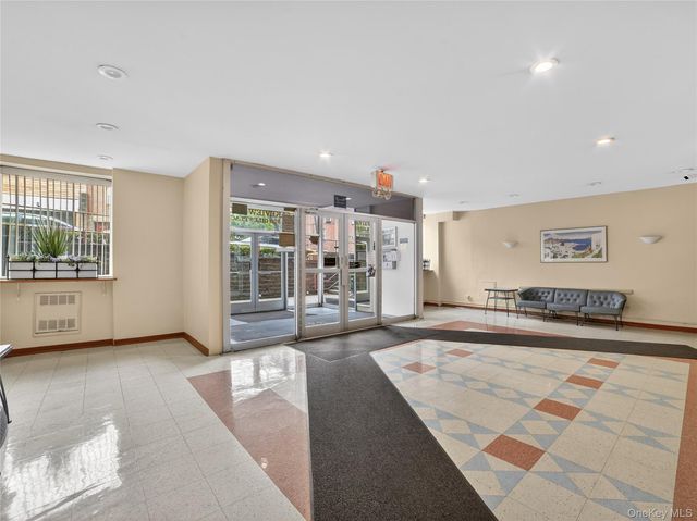 3311 Giles Place 2D, Bronx, NY 10463