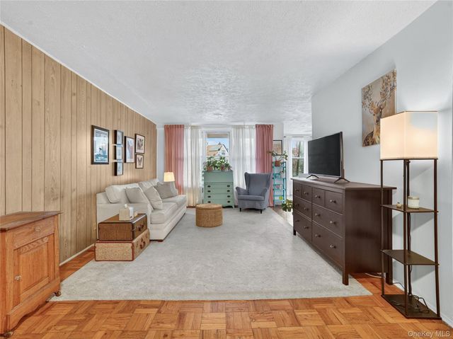 3311 Giles Place 2D, Bronx, NY 10463
