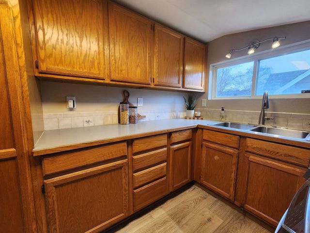 520 S Ferrall St, Spokane, WA 99202