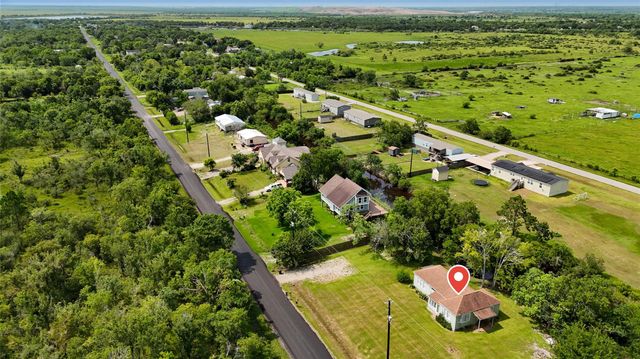 12903 Sandpiper Road, Angleton, TX 77515