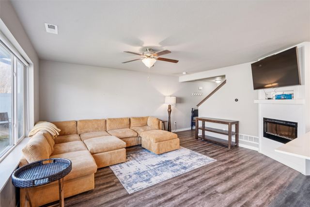 747 NE Macey Way, Waukee, IA 50263