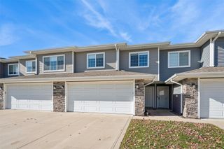 747 NE Macey Way, Waukee, IA 50263