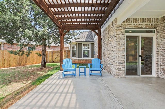 3709 Painted Brick Place, Edmond, OK 73034