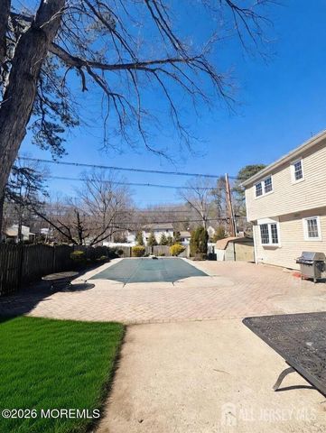 2 W end Avenue, Spotswood, NJ 08884