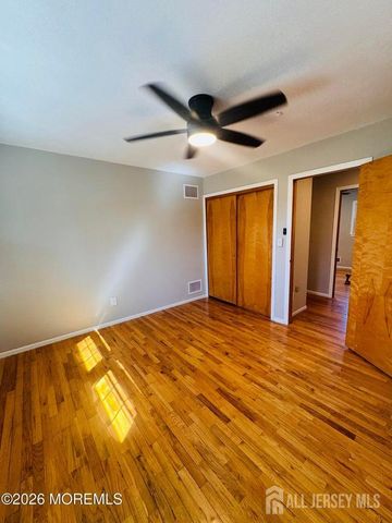 2 W end Avenue, Spotswood, NJ 08884