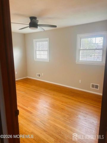 2 W end Avenue, Spotswood, NJ 08884