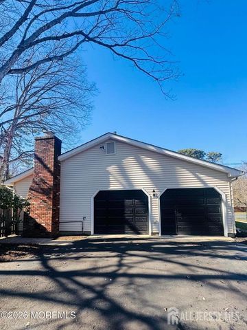 2 W end Avenue, Spotswood, NJ 08884