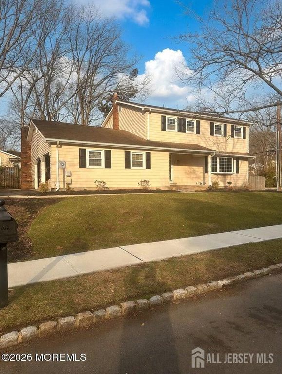 2 W end Avenue, Spotswood, NJ 08884