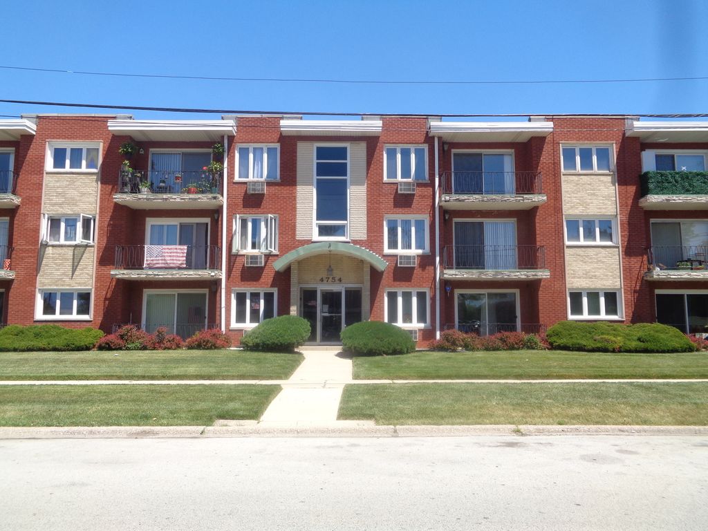 4754 W 101ST Street 3B, Oak Lawn, IL 60453