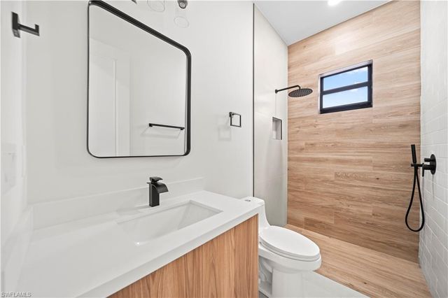 2705 Darlene PL, Lehigh Acres, FL 33971