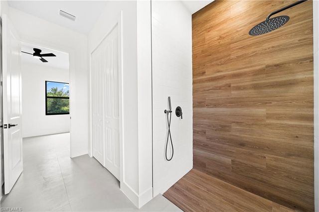 2705 Darlene PL, Lehigh Acres, FL 33971