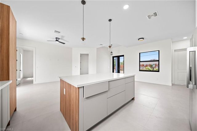 2705 Darlene PL, Lehigh Acres, FL 33971