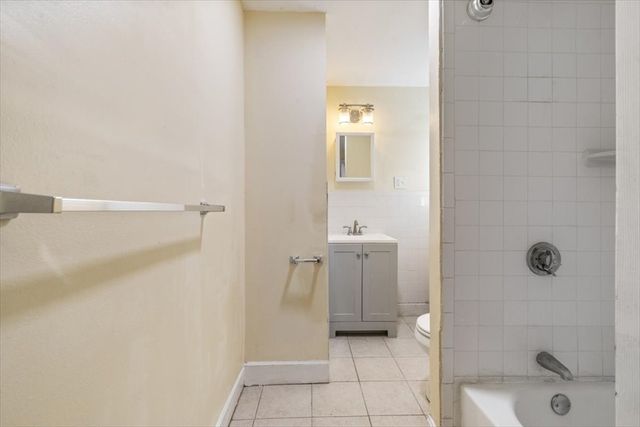 352 Walnut Ave 1, Boston, MA 02119