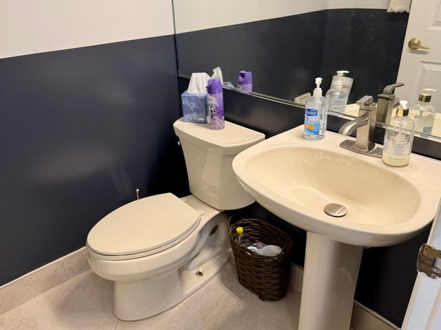 2401 NW 139th Avenue, Sunrise, FL 33323