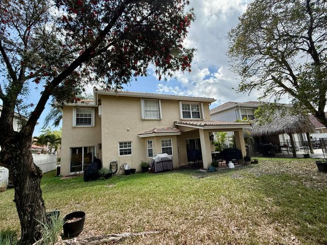 2401 NW 139th Avenue, Sunrise, FL 33323