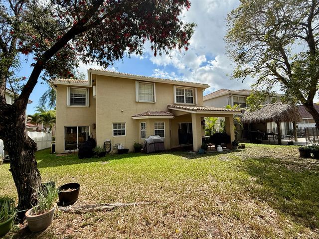 2401 NW 139th Avenue, Sunrise, FL 33323