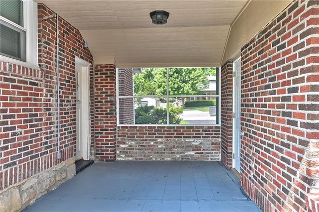 5833 Monrovia Street, Shawnee, KS 66216