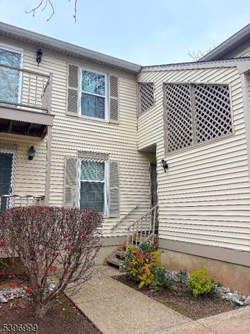 48 Commonwealth Dr Ondo, Bernards Twp., NJ 07920