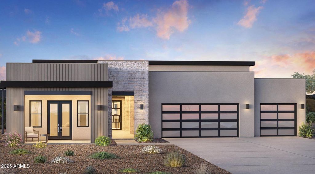 12636 E JUAN TABO Road 17, Scottsdale, AZ 85255