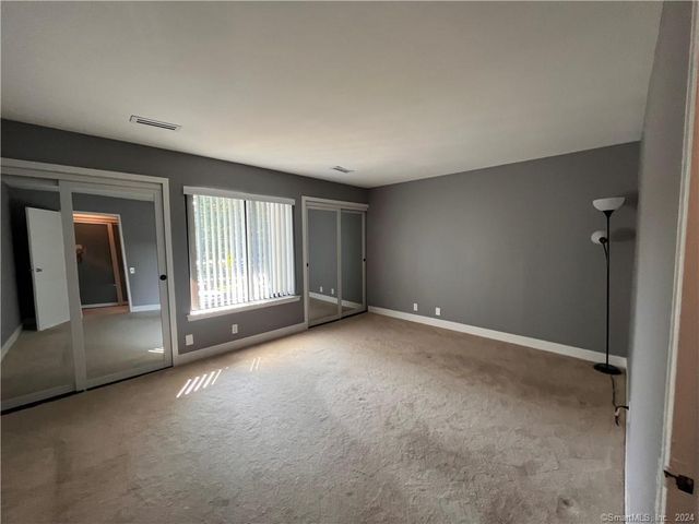 60 Olcott Way 60, Ridgefield, CT 06877