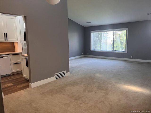 60 Olcott Way 60, Ridgefield, CT 06877