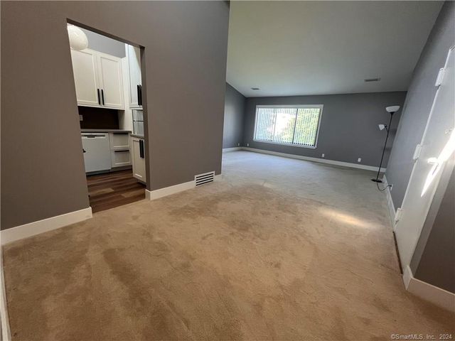 60 Olcott Way 60, Ridgefield, CT 06877