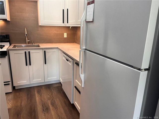 60 Olcott Way 60, Ridgefield, CT 06877