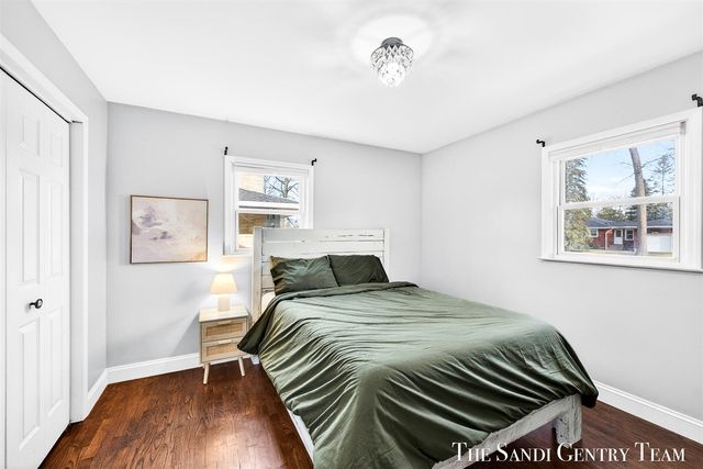 1703 Columbus Avenue, Norton Shores, MI 49441