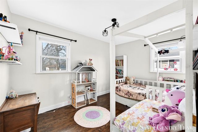 1703 Columbus Avenue, Norton Shores, MI 49441