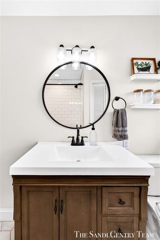 1703 Columbus Avenue, Norton Shores, MI 49441