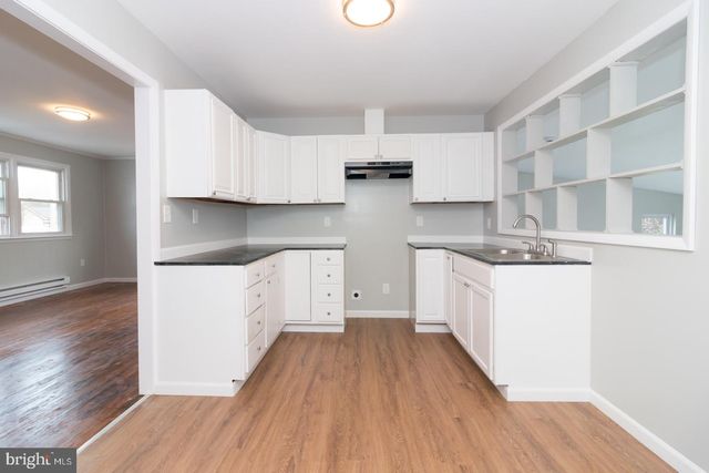 320 FENWICK RD, Pilesgrove, NJ 08098