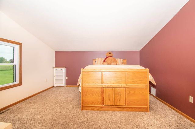 1806 Laramie Trace, Kendallville, IN 46755