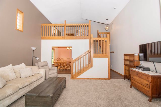 1806 Laramie Trace, Kendallville, IN 46755